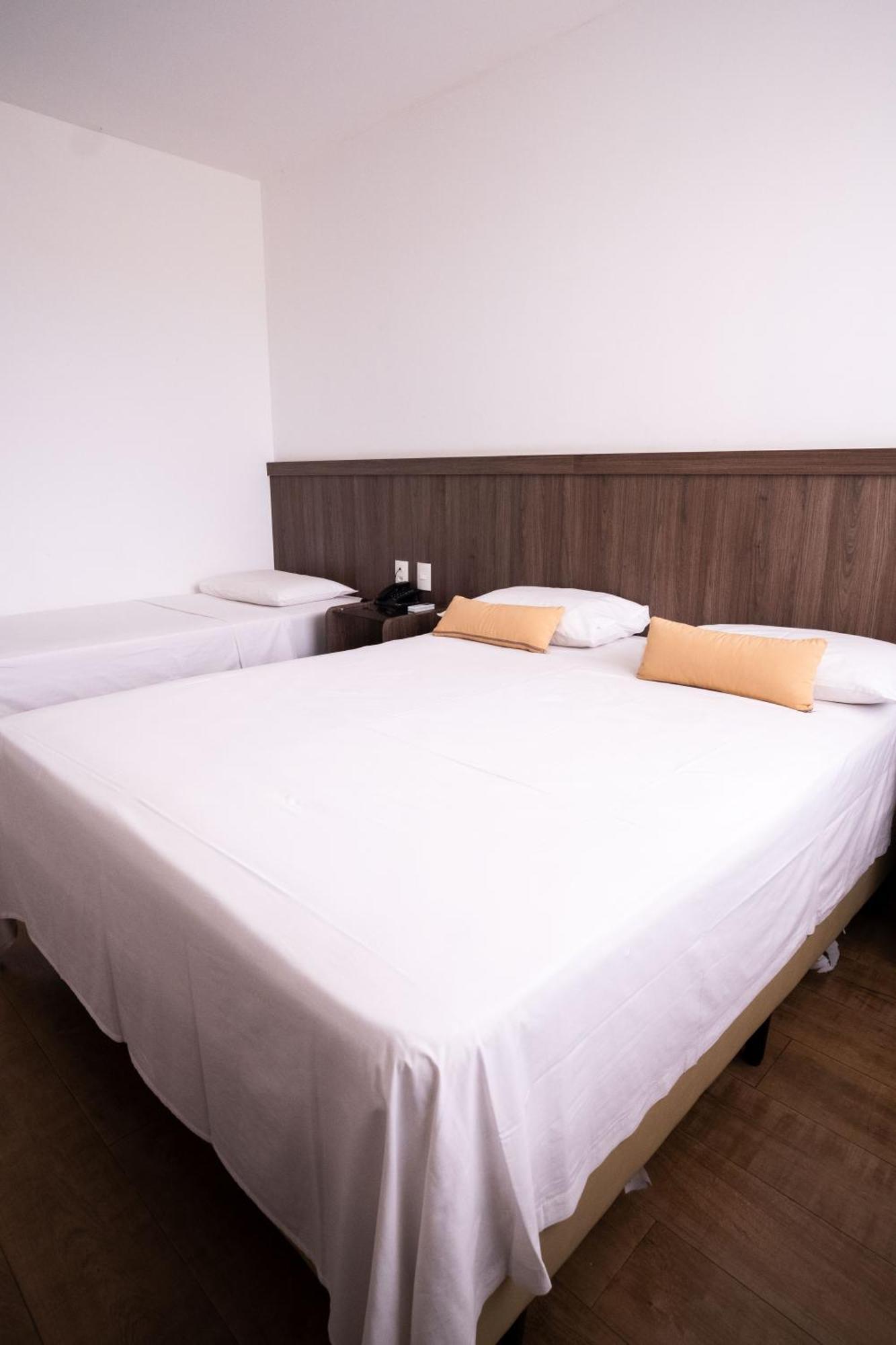 Hotel Conceicao 리냐리스 외부 사진